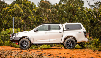 Пластиковий дах на кузов пікапа (гладка поверхня) ARB ISUZU D-MAX 21+ стандарт CLS72A - Фото 1