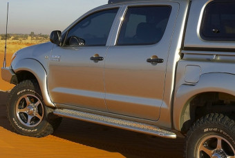 Захисні пороги TOY Hilux 05-15 ARB 4414400