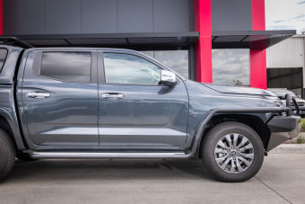 Захисні пороги SUMMIT Mitsubishi L200 24+ ARB 4446150