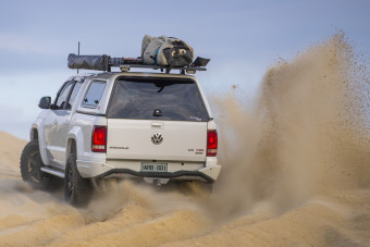 Пластиковий дах на кузов пікапа (гладка поверхня) ARB VW Amarok DC 16+ MID CLS64A