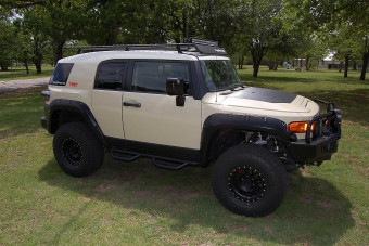 Розширювачі крила під фарбування Toyota FJ Cruiser 06-15