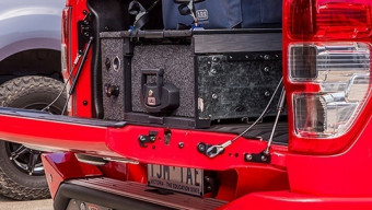 Допоміжна система для відкидного борта MITSUBISHI L200 15+ ARB 4746010