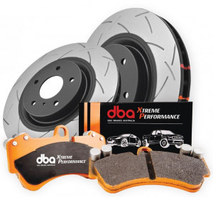 Комплект тормозов на переднюю ось (диски + колодки) для Focus RS DBA42968S-15025XP 