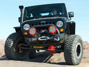 Передній "короткий" захист JEEP WRANGLER JK 07-18 (текcтурована фарба) ARB 3450430