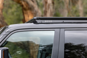 Установочный к-кт с дефлектором 17921080 для PRADO 250 1835 мм для ARB BASE Rack 1770010/30 - Фото 0