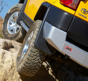 Задній захисний к-кт FJ-Cruiser -10 ARB 5620010