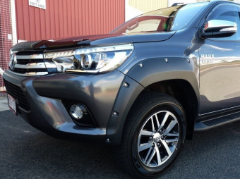 Розширювач крила (не фарбовані) EGR Toyota Hilux 15+ #FF239380