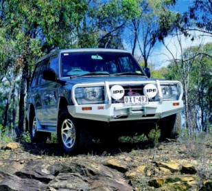 Передній захист ARB Winch Deluxe Mitsubishi Pajero 91-97  ARB3434030