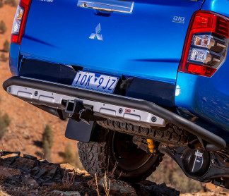 Задній захисний бампер Summit RAW для Mitsubishi L200 19+ ARB 3646070