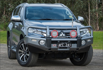Передній бампер Winch Deluxe Mitsubishi Pajero Sport 15+ ARB 3434200