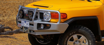 Передній захист ARB Winch DeLuxe TOY FJ-СRUISER вимагає дод. кріплення за роком випуску  ARB3420210 - Фото 1