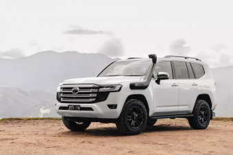 Виносний повітрозабірник (шноркель) SAFARI Toyota LC300 21+ SS98HF