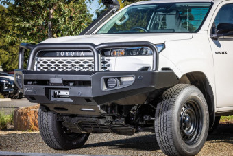 Стальной силовой бампер ARB Commercial Bull Bar 3414780 для Toyota Hilux 2026+, совместимый с лебёдкой - Фото 8